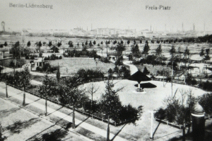 LR01_05_Postkarte Freiaplatz_1930